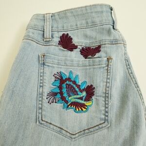 ROCAWEAR Women's Size 9 Light Wash Embroidered Blue Jeans